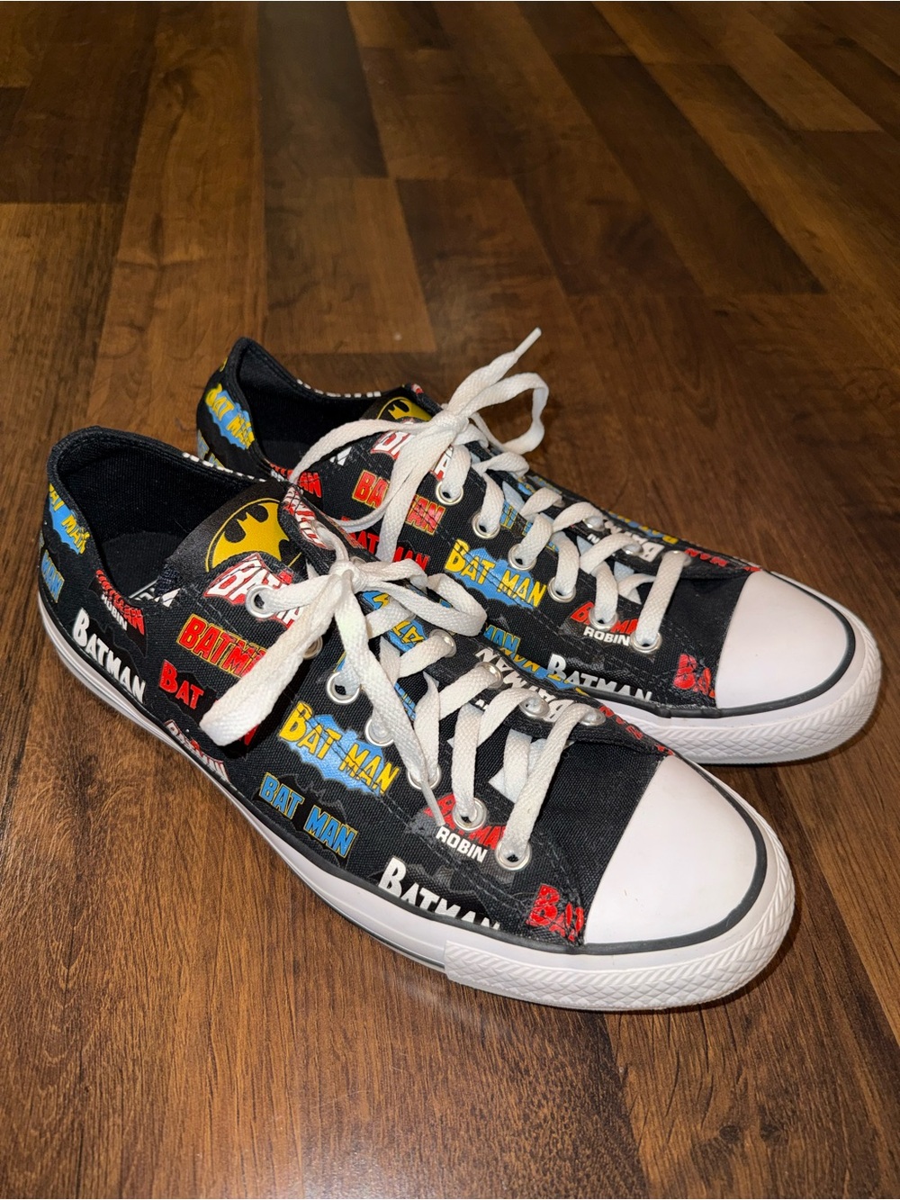 Converse BATMAN Mens Shoes - 80th Anniversary - Chucks - DC Comics (size 10)